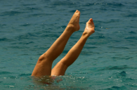 gambe in acqua